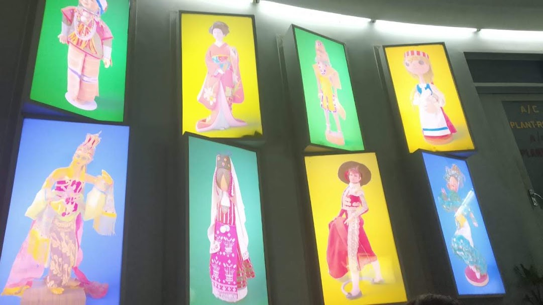 PICNIC TO DOLL MUSEUM